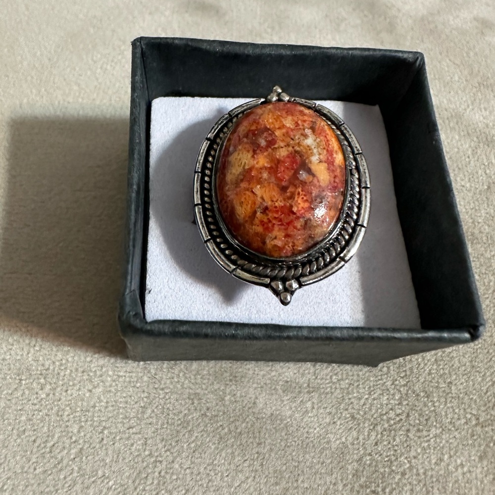 Elegant Silver and Red Stone Ring